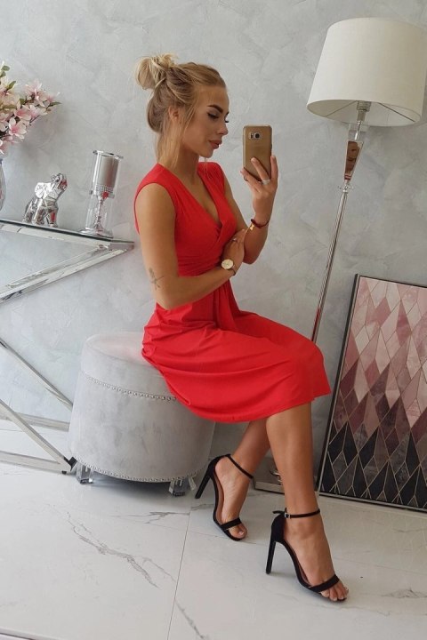 8288 Sukienka czerwona