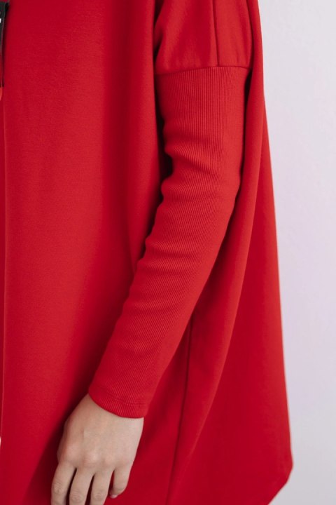 Bluza oversize z asymetrycznymi bokami czerwona Bluza oversize z asymetrycznymi bokami czerwona