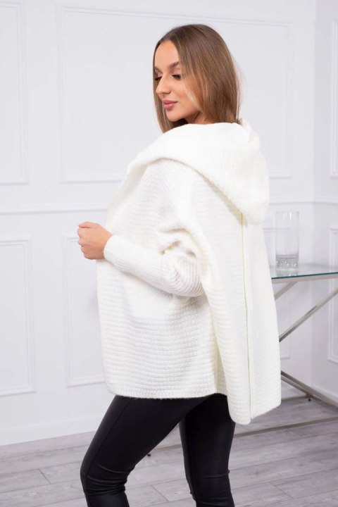 Sweter z kapturem i rękawami typu nietoperz ecru Sweter z kapturem i rękawami typu nietoperz ecru