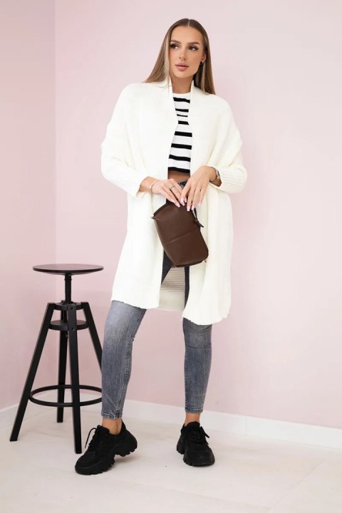 Sweter z rękawami typu nietoperz ecru Sweter z rękawami typu nietoperz ecru