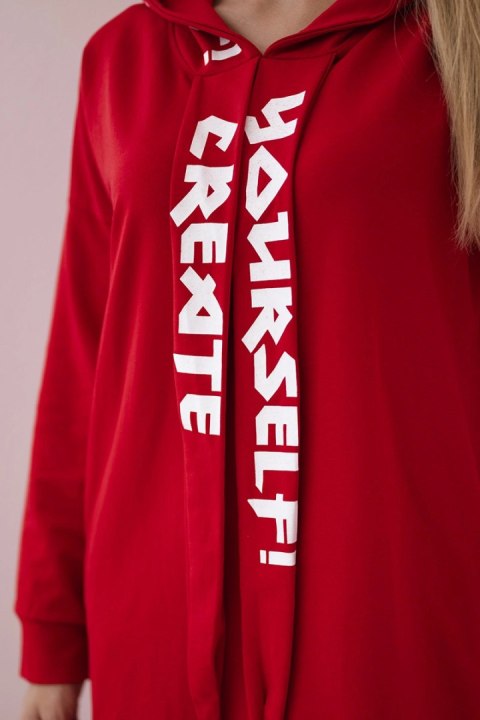 Sukienka z kapturem Oversize czerwona Sukienka z kapturem Oversize czerwona