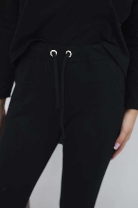 Komplet z bluzką oversize czarny Komplet z bluzką oversize czarny