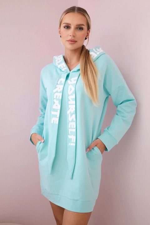 Sukienka z kapturem Oversize miętowa Sukienka z kapturem Oversize miętowa