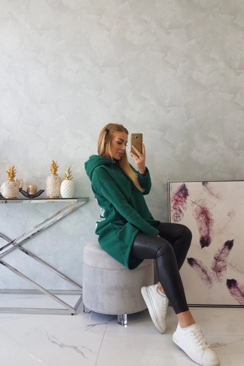 Bluza ocieplana z długim tyłem i kapturem ciemno zielona Bluza ocieplana z długim tyłem i kapturem ciemno zielona