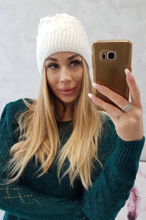 Czapka z polarem Anna K238 biała Czapka z polarem Anna K238 biała