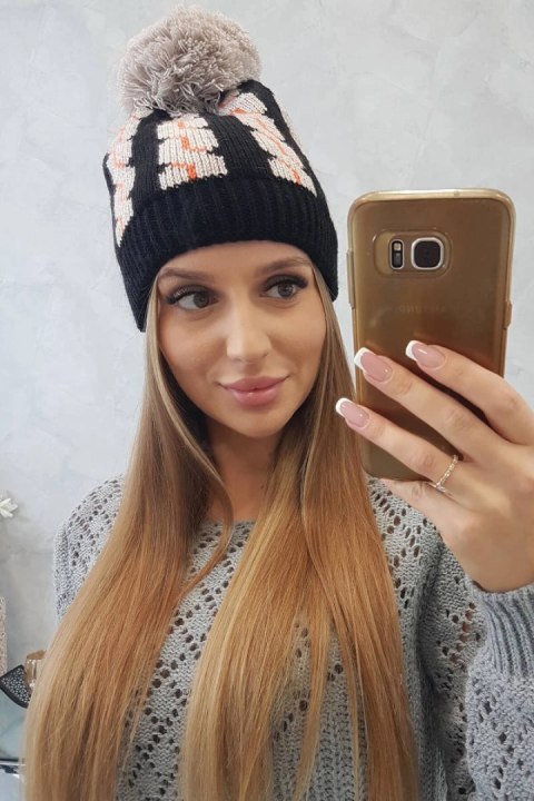 Czapka damska z pomponem Rozalia K323 beżowy+czarny Czapka damska z pomponem Rozalia K323 beżowy+czarny