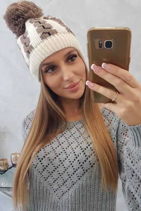 Czapka damska z pomponem Rozalia K323 mocca+ecru Czapka damska z pomponem Rozalia K323 mocca+ecru