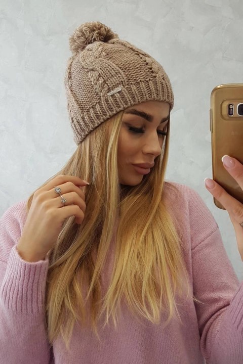 Czapka z polarem Stefania K278 ciemno beżowa Czapka z polarem Stefania K278 ciemno beżowa