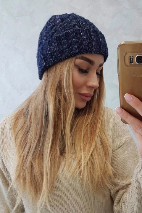 Czapka z wywinięciem Ariana K299 granatowa Czapka z wywinięciem Ariana K299 granatowa