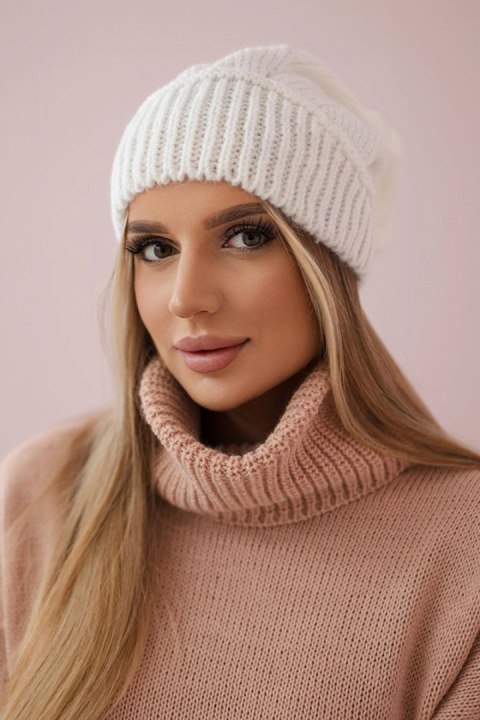 Czapka damska Ingrid K371 biała Czapka damska Ingrid K371 biała
