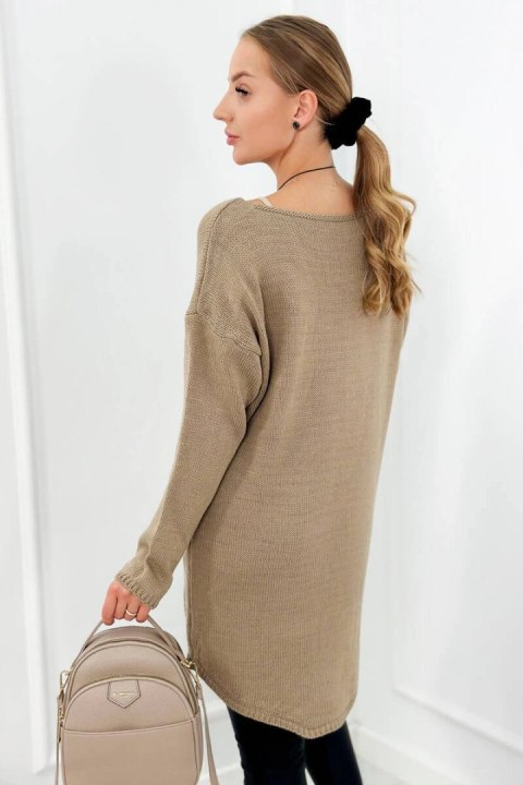 Sweter z naszyjnikiem ciemno beżowy Sweter z naszyjnikiem ciemno beżowy