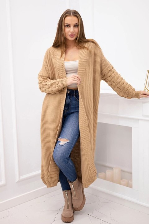 Sweter z bąbelkami na rękawie camelowy Sweter z bąbelkami na rękawie camelowy