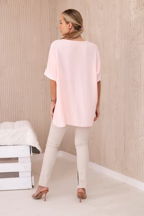 Bluzka oversize z wisiorkiem pudrowy róż Bluzka oversize z wisiorkiem pudrowy róż