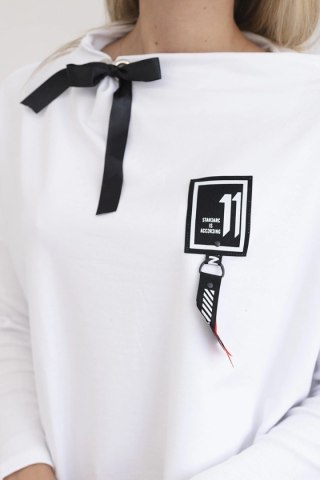 Bluza oversize z asymetrycznymi bokami biała