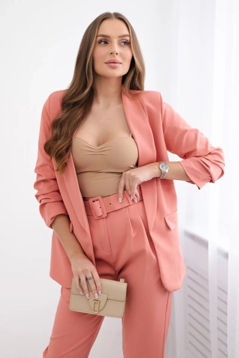 Komplet elegancki marynarki ze spodniami morelowy Komplet elegancki marynarki ze spodniami morelowy