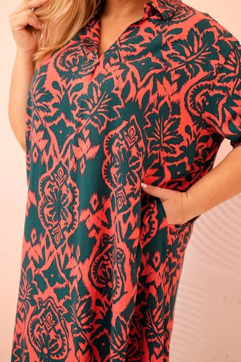 Sukienka damska Plus Size wiskozowa z kołnierzykiem ciemno zielona Sukienka damska Plus Size wiskozowa z kołnierzykiem ciemno zielona