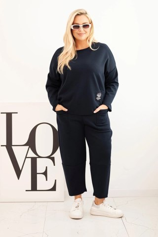 Komplet damski Plus Size masełko bluza i spodnie z kieszeniami granatowy