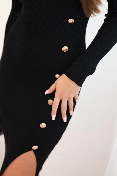 Sukienka damska prążkowana z golfem i ozdobnymi guzikami czarna