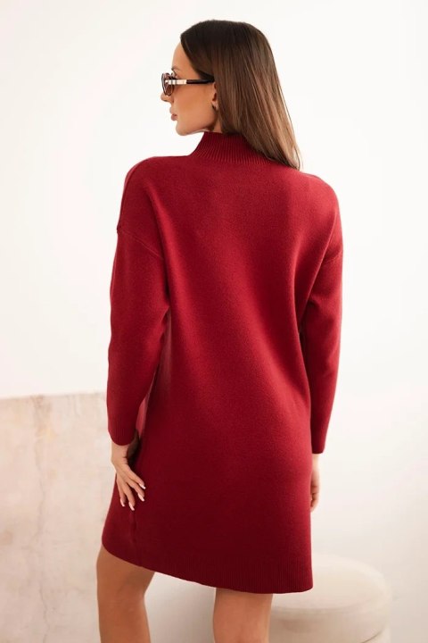Sukienka damska swetrowa z golfem i kieszenią bordowa