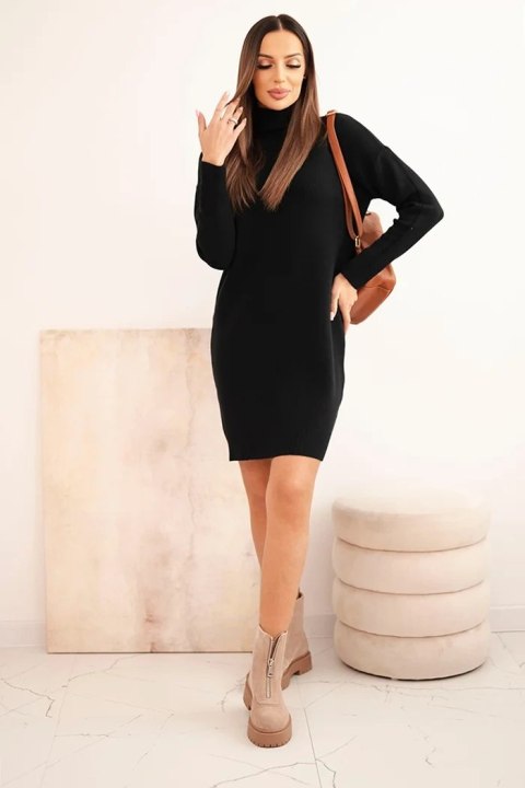 Sukienka damska swetrowa z golfem i kieszenią czarna