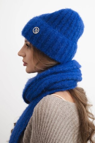 Komplet damski czapka i długi szalik z miękkiej przędzy chabrowy