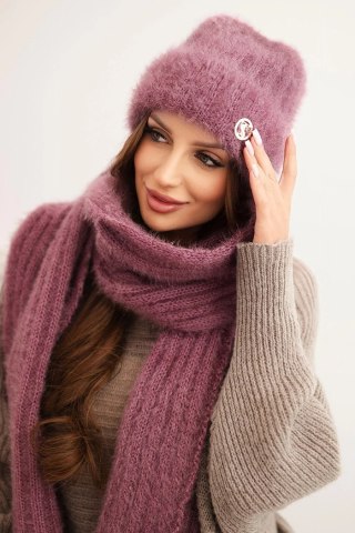 Komplet damski czapka i długi szalik z miękkiej przędzy ciemno różowy
