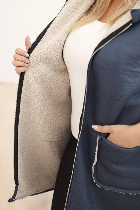 Kurtka damska Plus Size z kapturem i kieszeniami ocieplana barankiem jeansowa