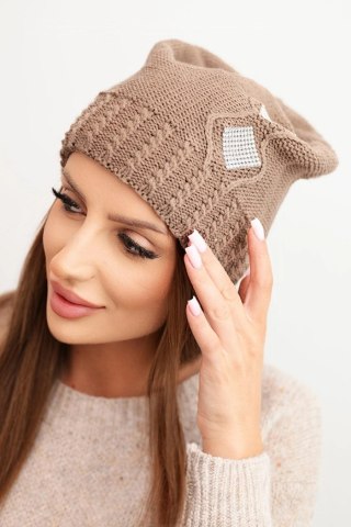 Czapka damska zimowa wełniana z cyrkoniami i wzorem K455 mocca