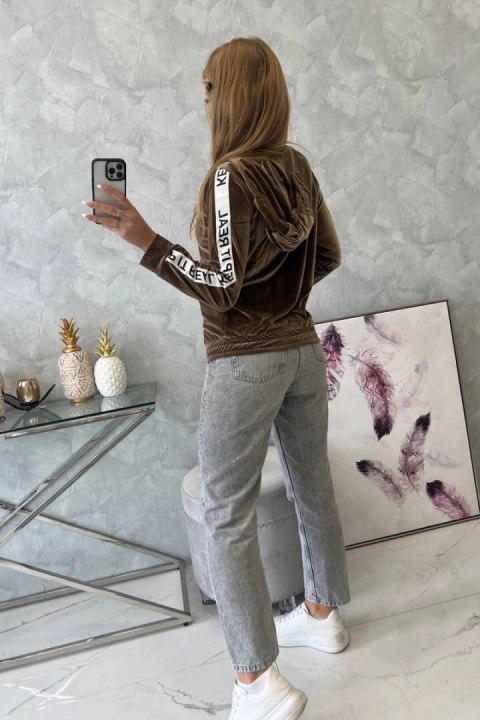 Bluza welurowa z kapturem brązowy