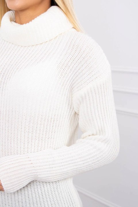 Sweter z golfem ecru