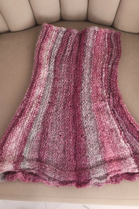 Komin damski wełniany miękki otulacz golf zimowy KN21 ciemno różowy