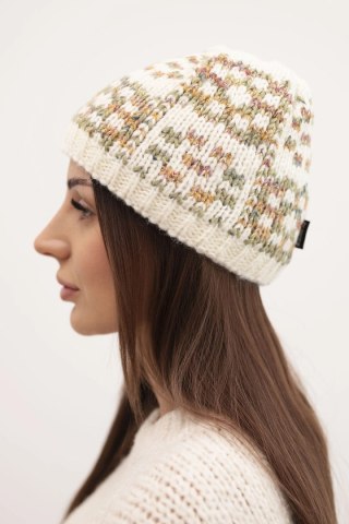 Czapka zimowa damska z kolorową przędzą i grubym ściągaczem K355 ecru+khaki+ciemny różowy