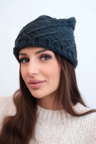 Czapka damska wełniana zimowa z ozdobnym splotem K403 grafitowa