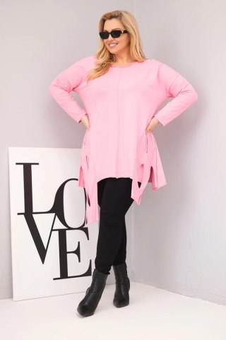 Bluzka damska bawełniana Plus Size z asymetrycznym dołem i wycięciami jasno różowa