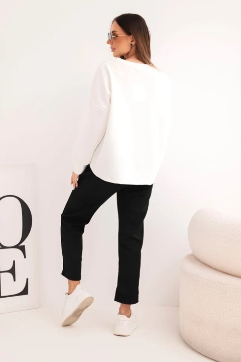 Komplet damski masełkowy z kontrastową kieszonką czarny