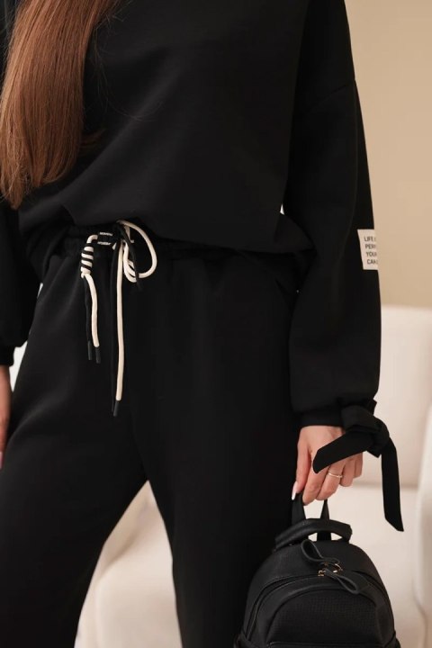 Komplet damski masełkowy z wiskozy z wiązaniami czarny