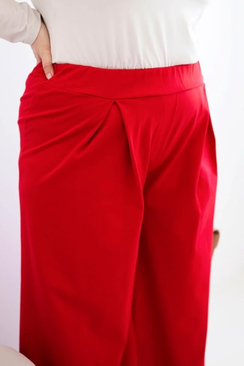 Spodnie damskie Plus Size z szerokimi nogawkami i plisowaniem czerwone