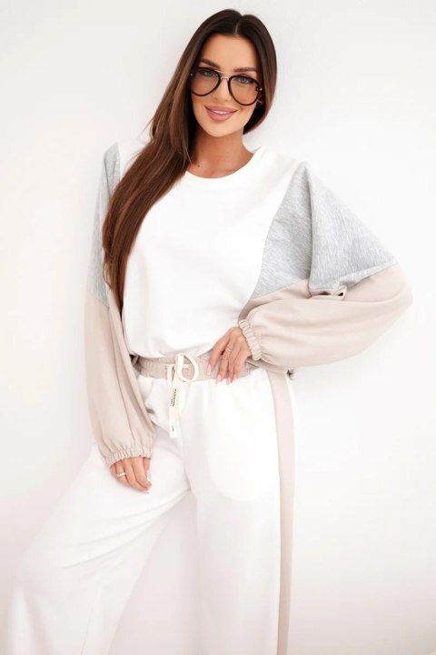 Komplet damski masełko z luźną bluzą i spodniami z szeroką nogawką beżowy