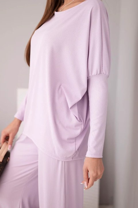 Komplet damski wiskozowy z luźną bluzką i spodniami jasno fioletowy