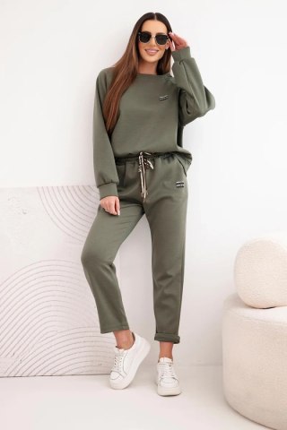 Komplet damski masełkowy z wiskozy z bluzą i spodniami khaki