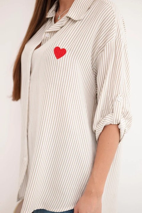 Koszula damska bawełniana w paski z haftowanym sercem ciemno beżowa