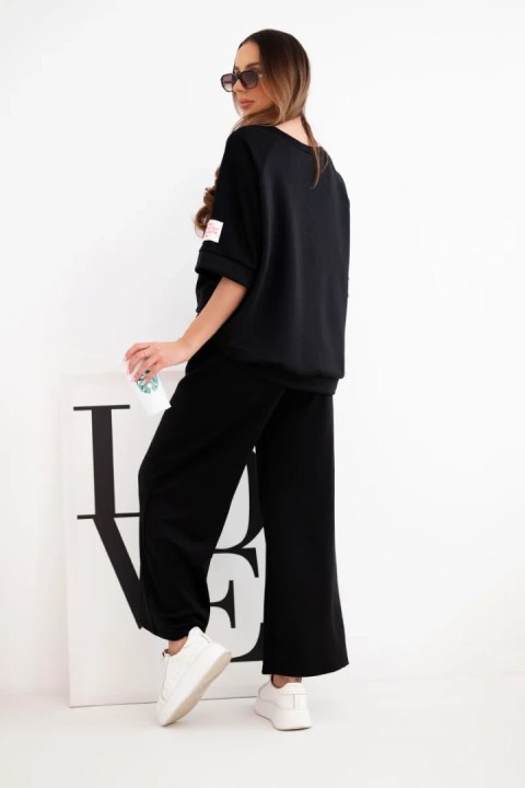 Komplet damski masełkowy z wiskozy bluza i szerokie spodnie czarny