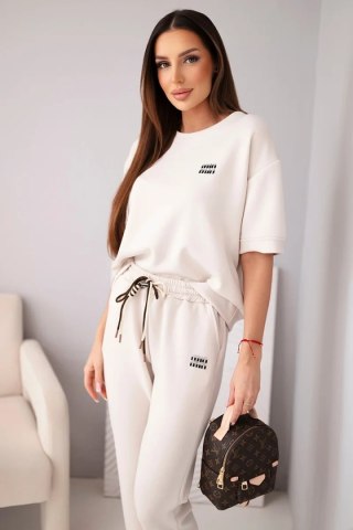 Komplet damski wiskozowy masełko z krótkim rękawem i spodniami z podwijaną nogawką beżowy