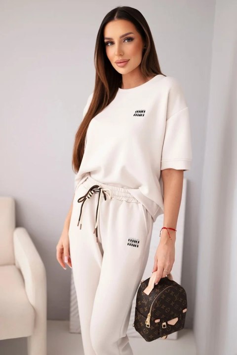 Komplet damski wiskozowy masełko z krótkim rękawem i spodniami z podwijaną nogawką beżowy