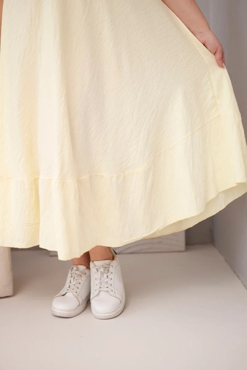 Sukienka damska plus size z krótkim rękawem i falbaną z lekkiej wiskozy żółta