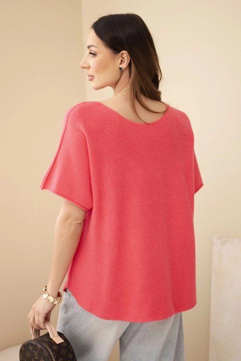 Sweter damski z krótkim rękawem o luźnym kroju malinowy