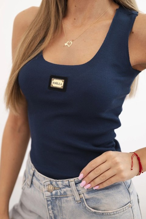 Bluzka damska prążkowana na ramiączkach z ozdobną naszywką granatowa
