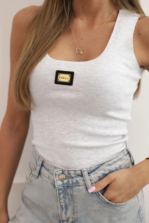 Bluzka damska prążkowana na ramiączkach z ozdobną naszywką jasno szara