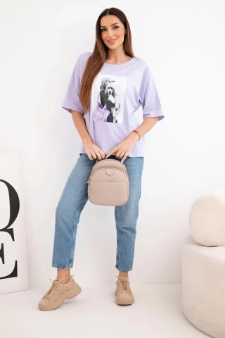 Bluzka damska bawełniana oversize z krótkim rękawem i modnym nadrukiem jasno fioletowa