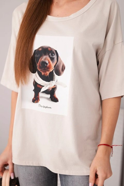 Bluzka damska bawełniana oversize z nadrukiem "Dog Fashion" beżowa